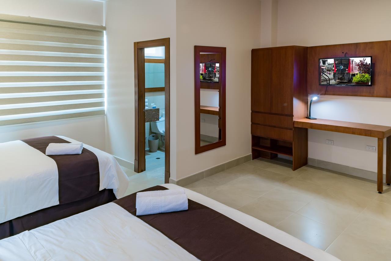 Hotel La Ria Duran Bagian luar foto